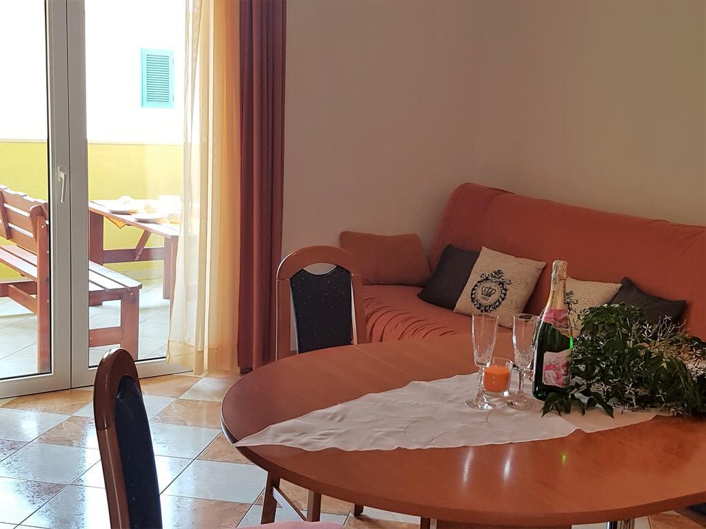 Apartments Anita - Punta Skala Petrcane Εξωτερικό φωτογραφία